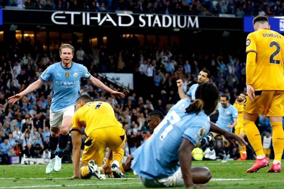 英超：曼城在补时阶段绝杀阿森纳，争冠形势变数增多