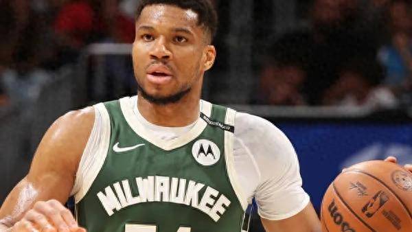 包含精彩回放：王强的逆袭投篮成为全场最高点！的词条