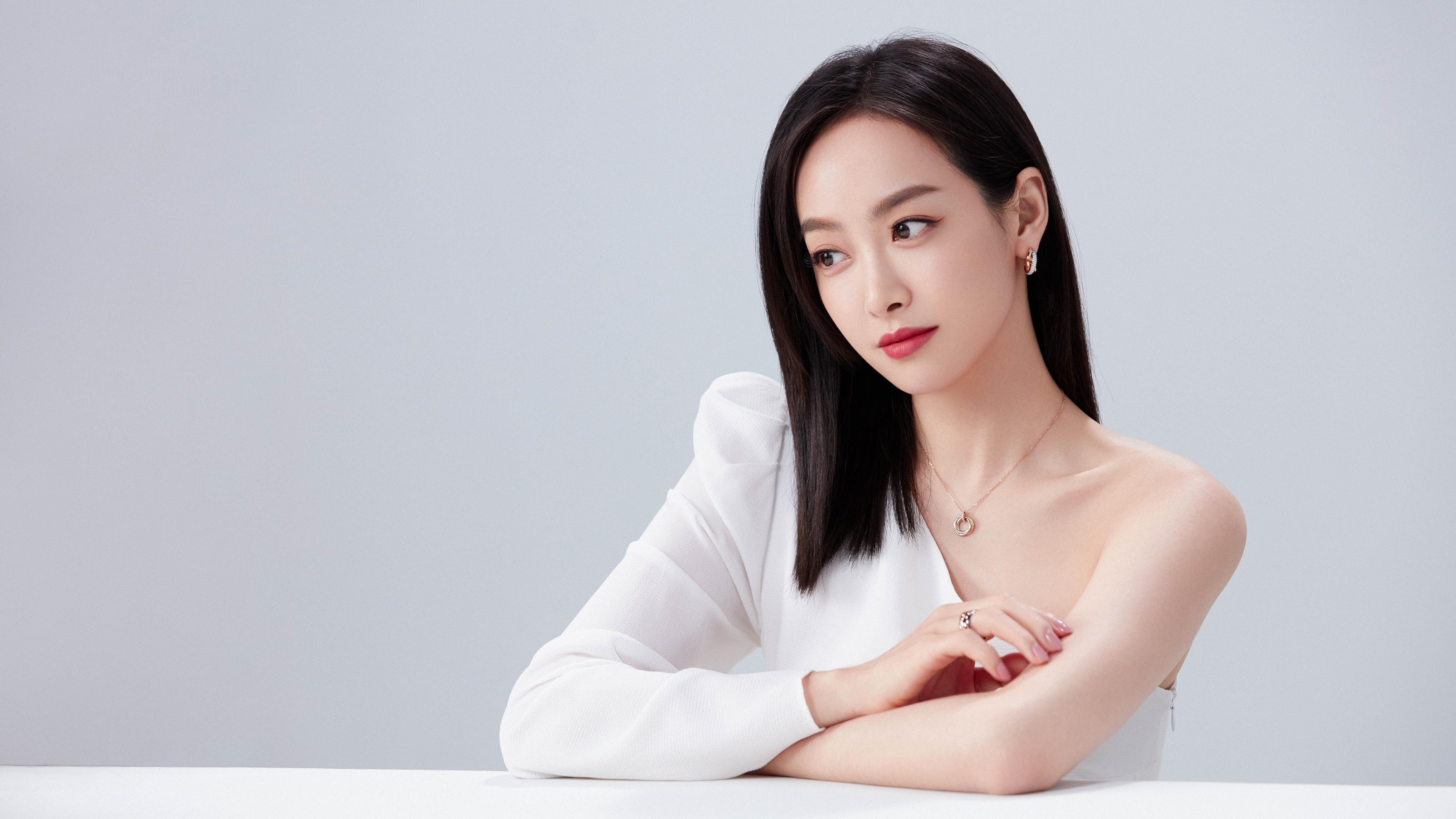 _草地之王:在温布尔登赢得冠军的秘密_,草地之王是谁