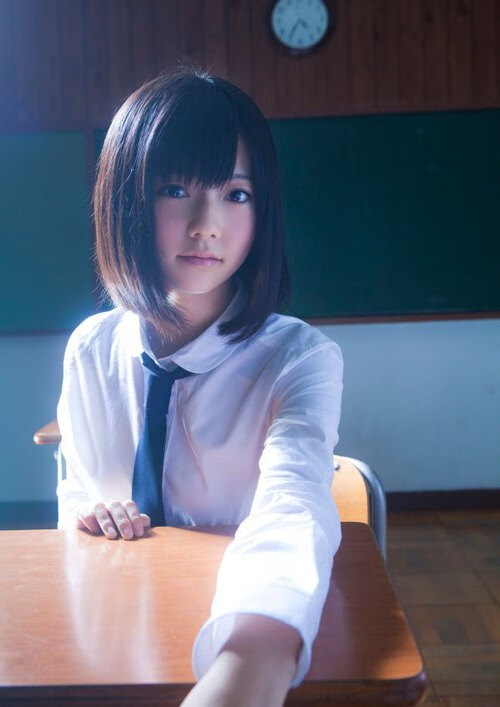 扎伊尔-埃梅里成为法国队史上最年轻进球球员，法国年轻前锋