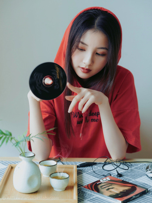 那不勒斯客场大胜，排名迅速攀升，那不勒斯比赛结果