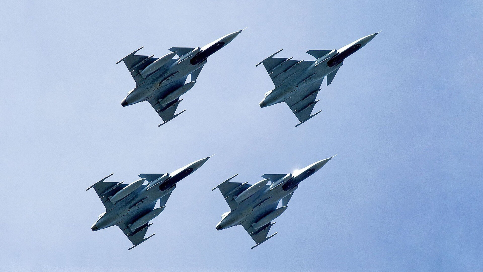 训练计划可穿戴数据同步助力智能反馈，可穿戴训练监控设备