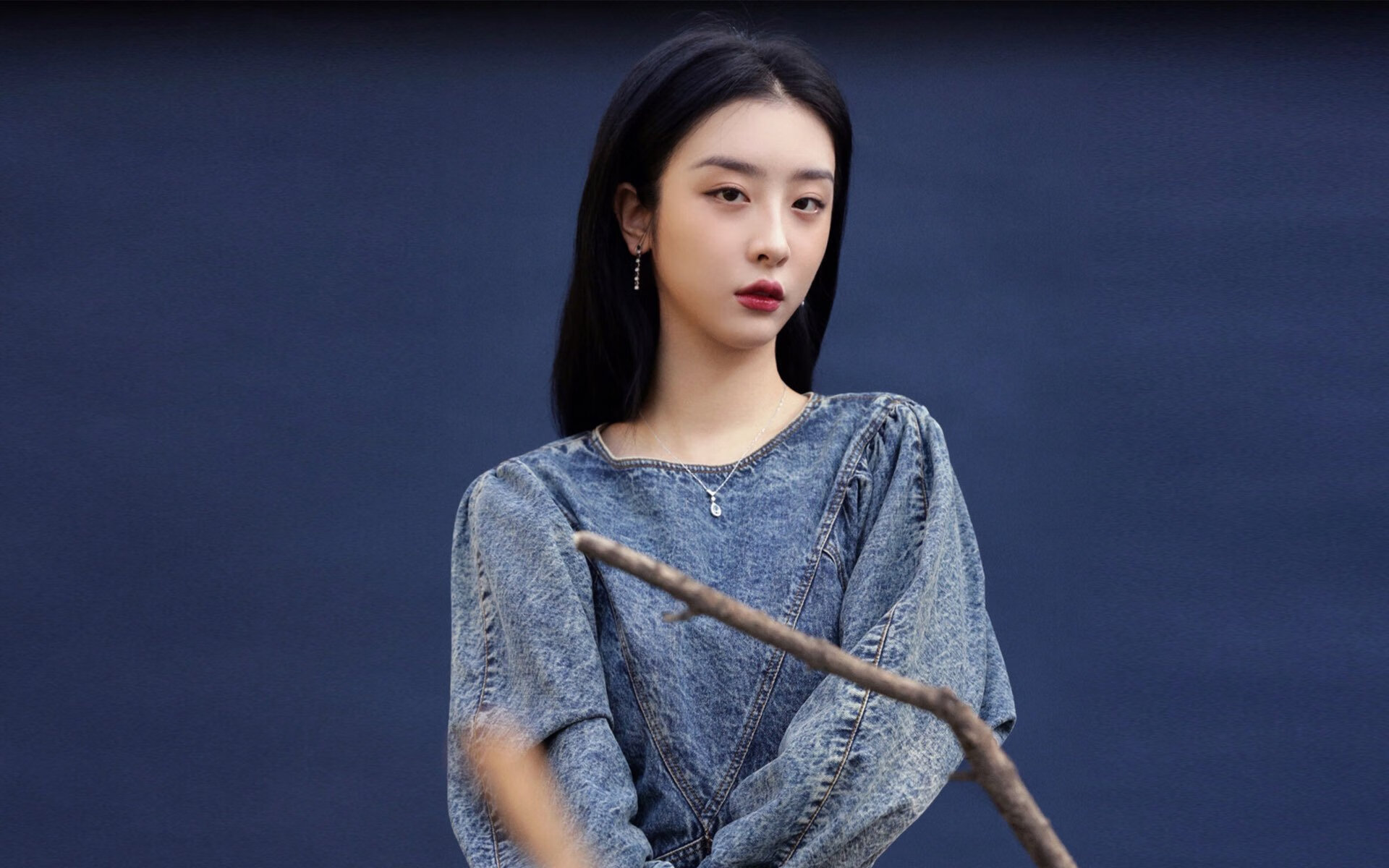 鹈鹕后卫赛后主动加练三分引教练赞赏,鹈鹕队控卫